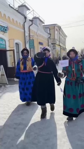 Нарядные колонны в национальных костюмах вновь пройдут по центру Улан-Удэ