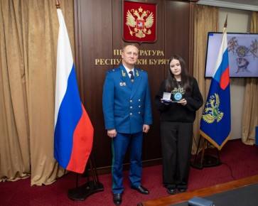 В прокуратуре республики состоялось награждение победителей Международного молодежного конкурса социальной антикоррупционной рекламы «Вместе против коррупции!»